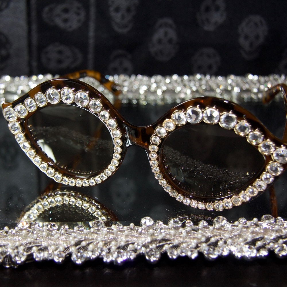 ⚜️⚜️B*tch better have my money cat eye sunnies